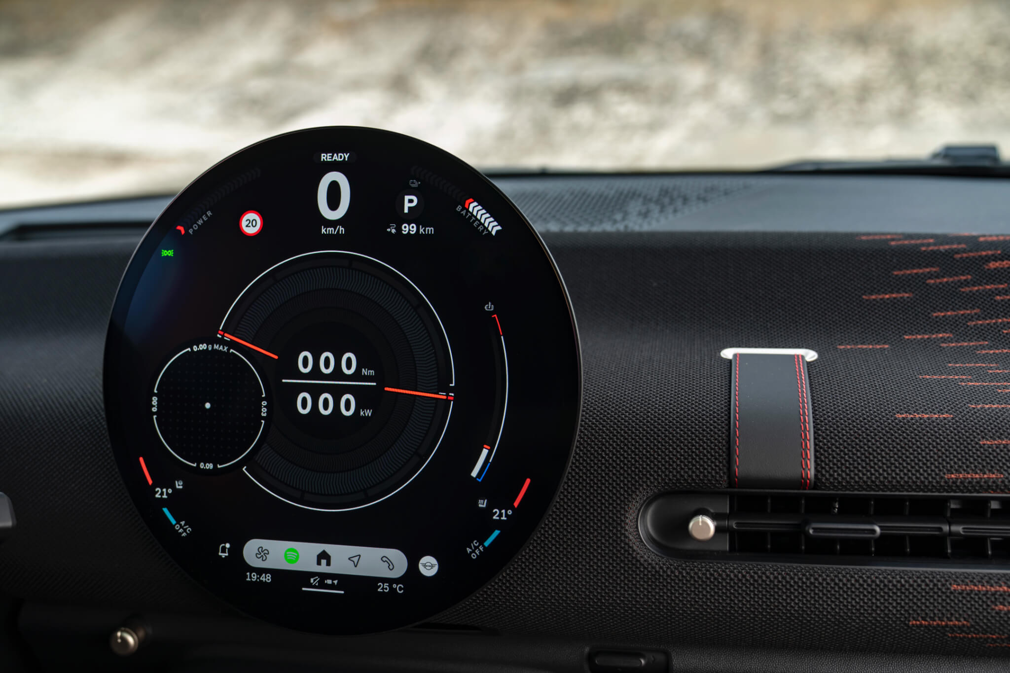 MINI JCW Electric 2024 ecrã multimédia