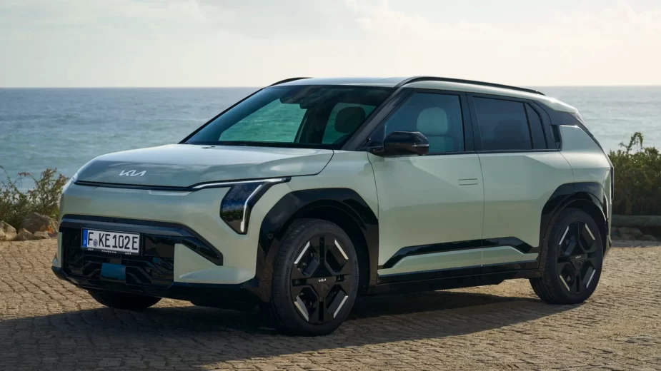 Kia EV3 GT Line - 3/4 de frente