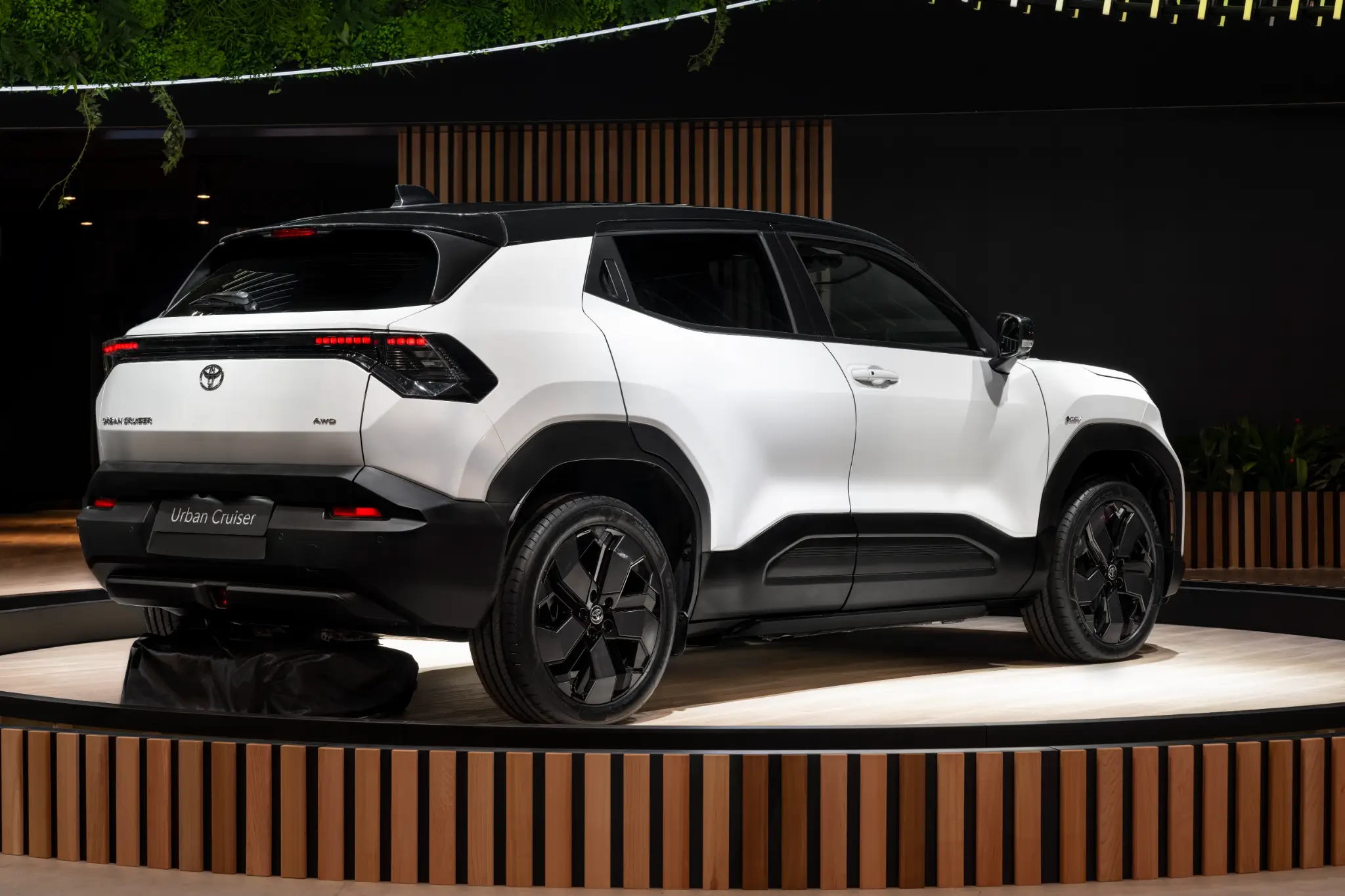 Toyota Urban Cruiser, traseira 3/4