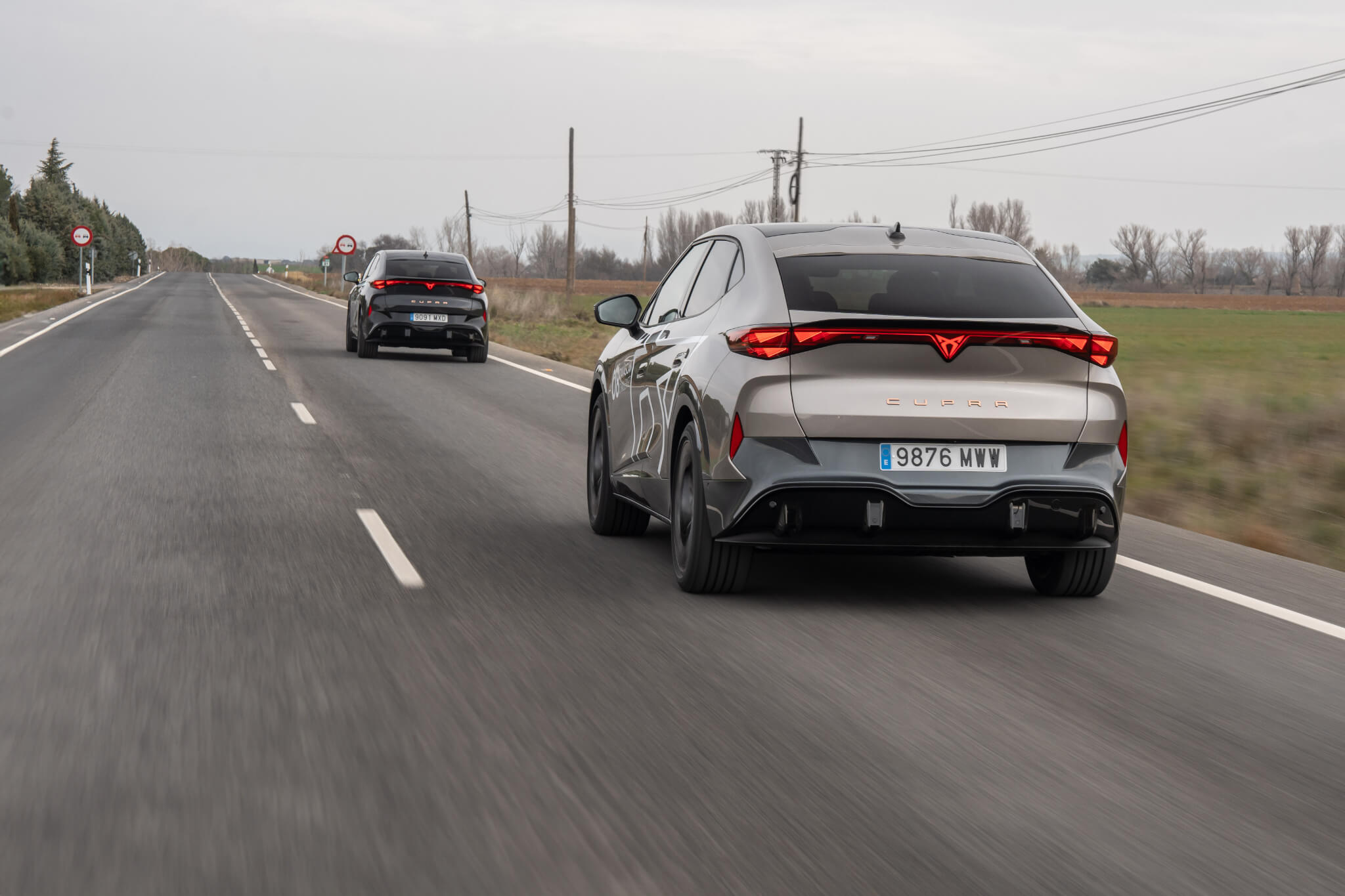 CUPRA_Tavascan traseira