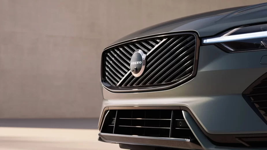 Volvo XC60 MY26 - grelha frontal
