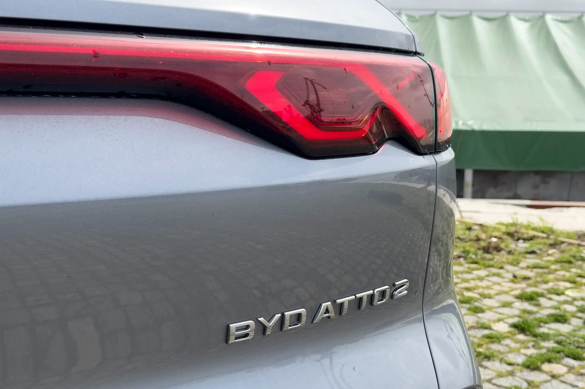 BYD Atto2 detalhe da secção traseira