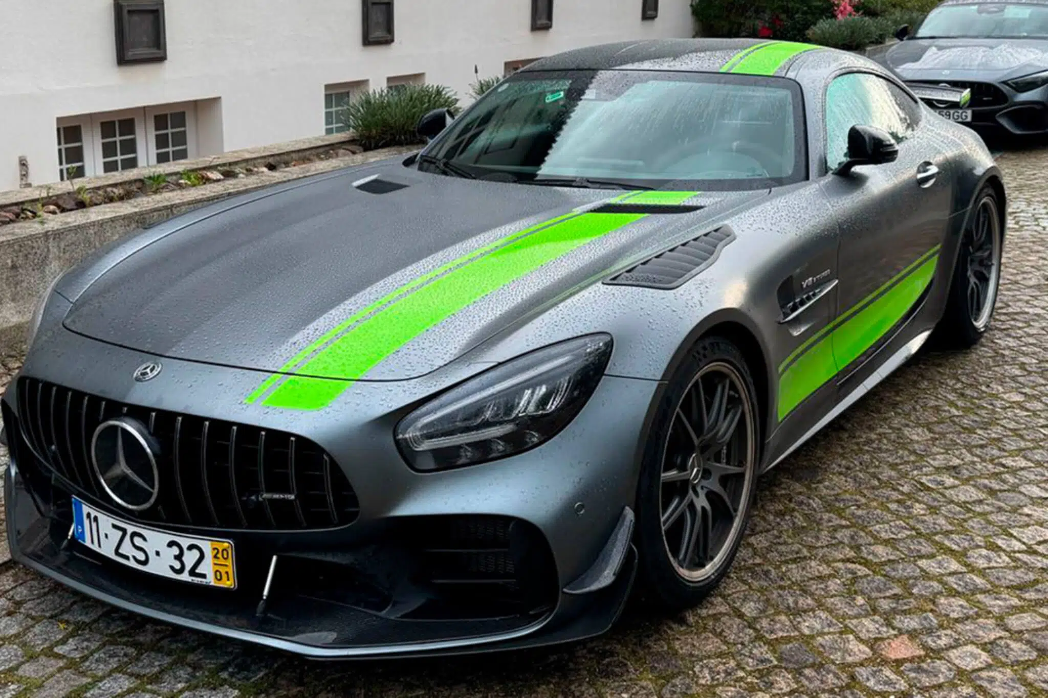 Mercedes-AMG GT R Pro