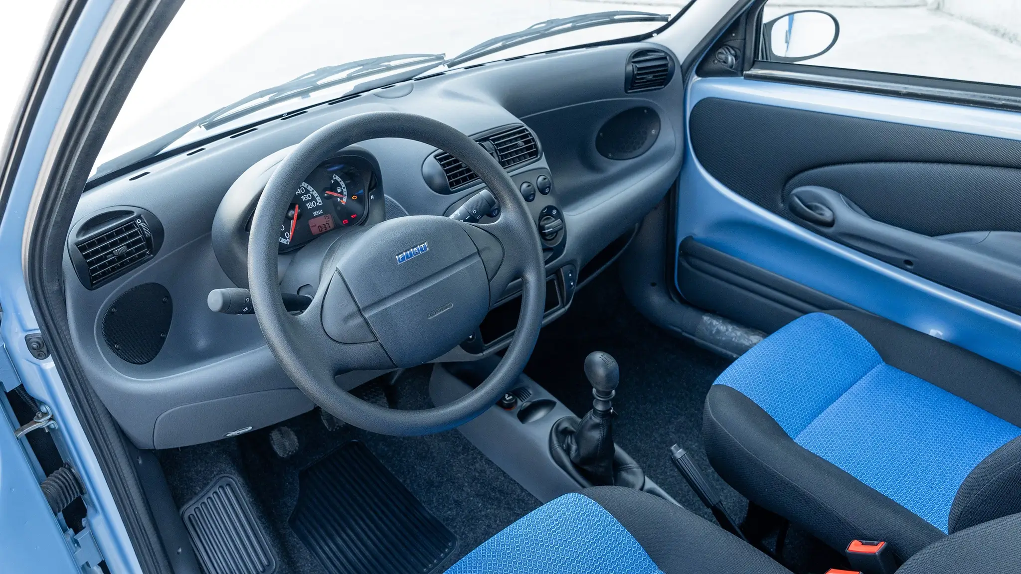 Fiat Seicento - interior