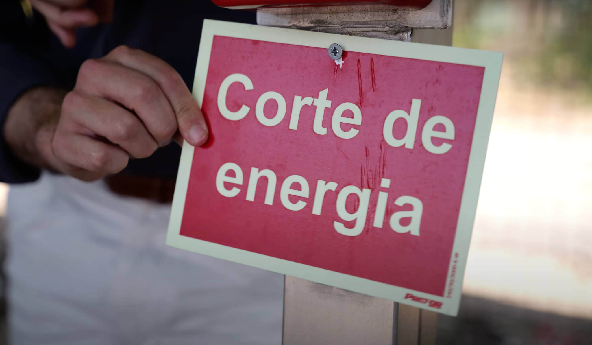 Placa a dizer Corte de Energia