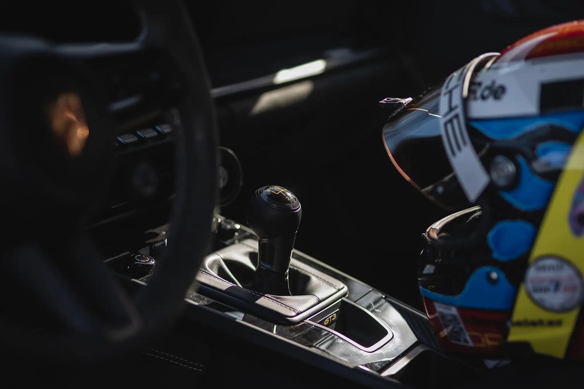 Porsche 911 GT3 com caixa manual