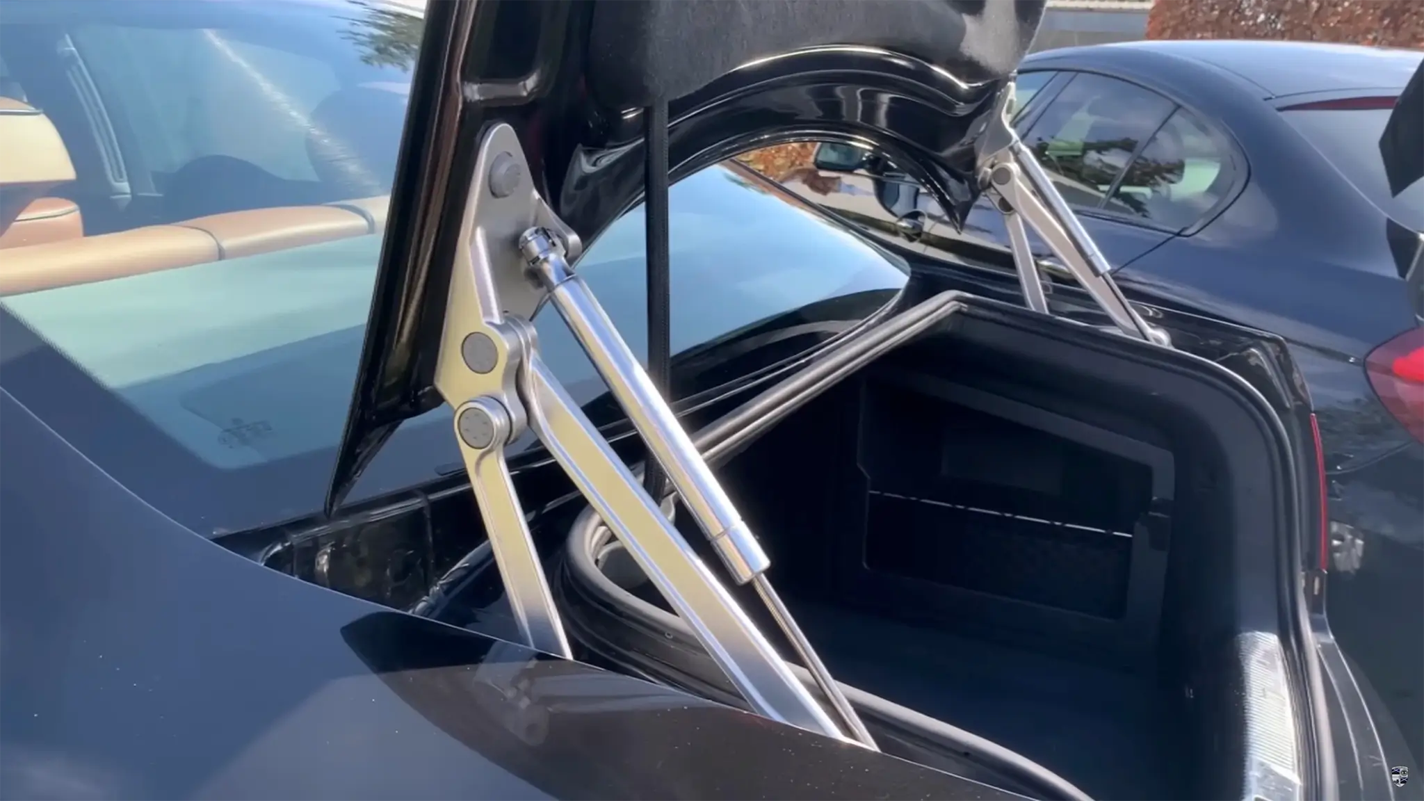 Mecanismo da tampa da bagageira do Volkswagen Phaeton