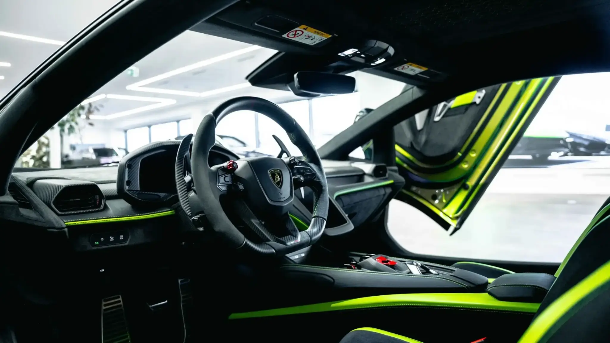 Lamborghini Revuelto interior