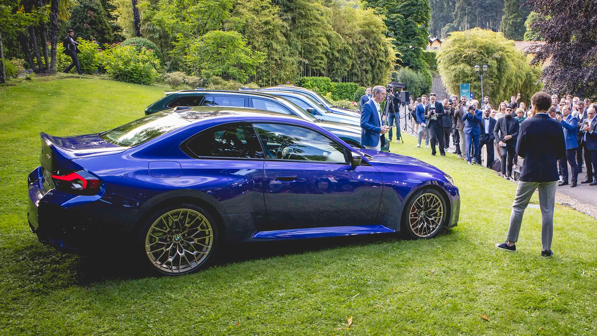BMW M2 CS - lateral
