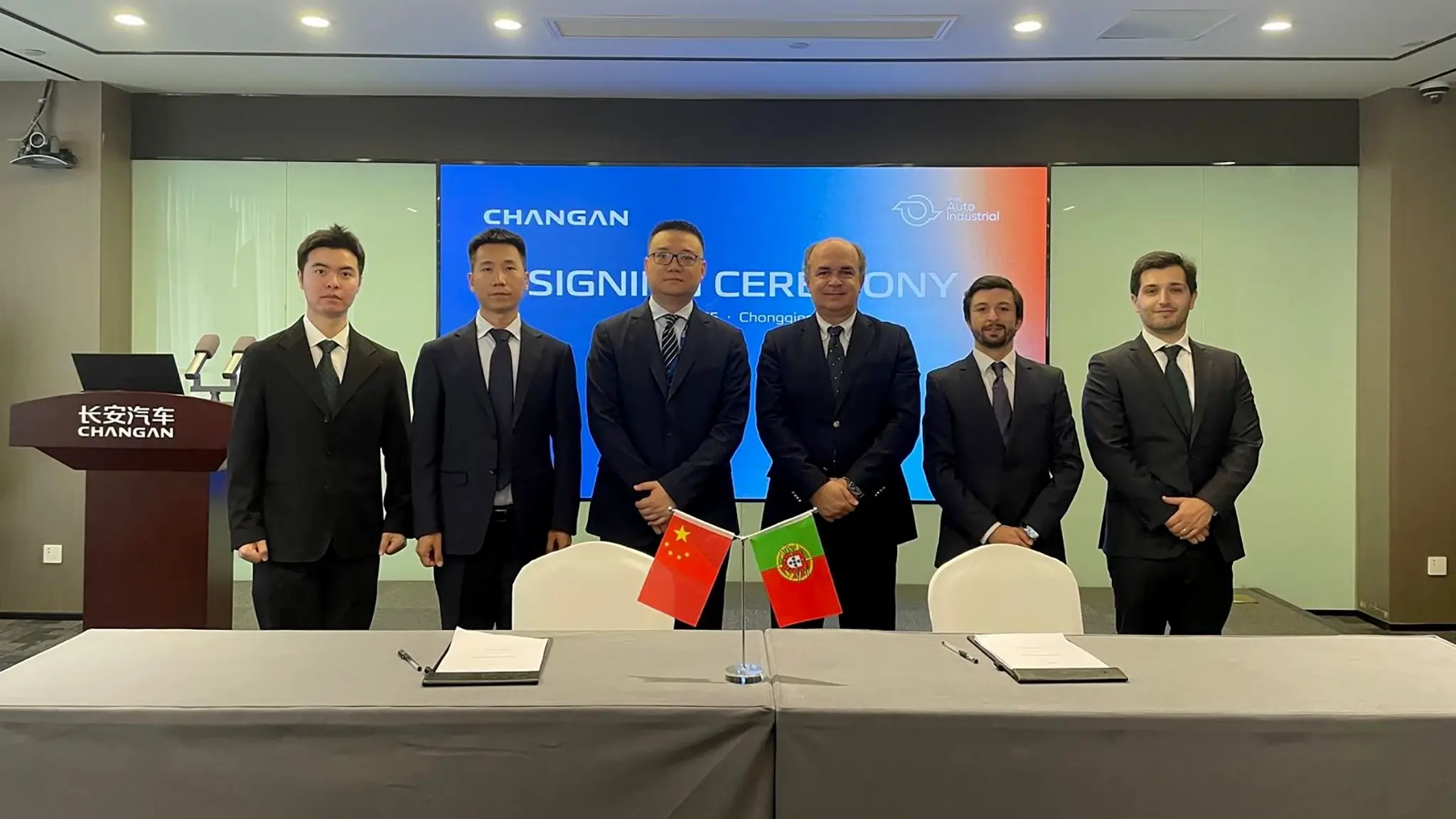 Changan e Auto-Industrial em assinatura de acordo