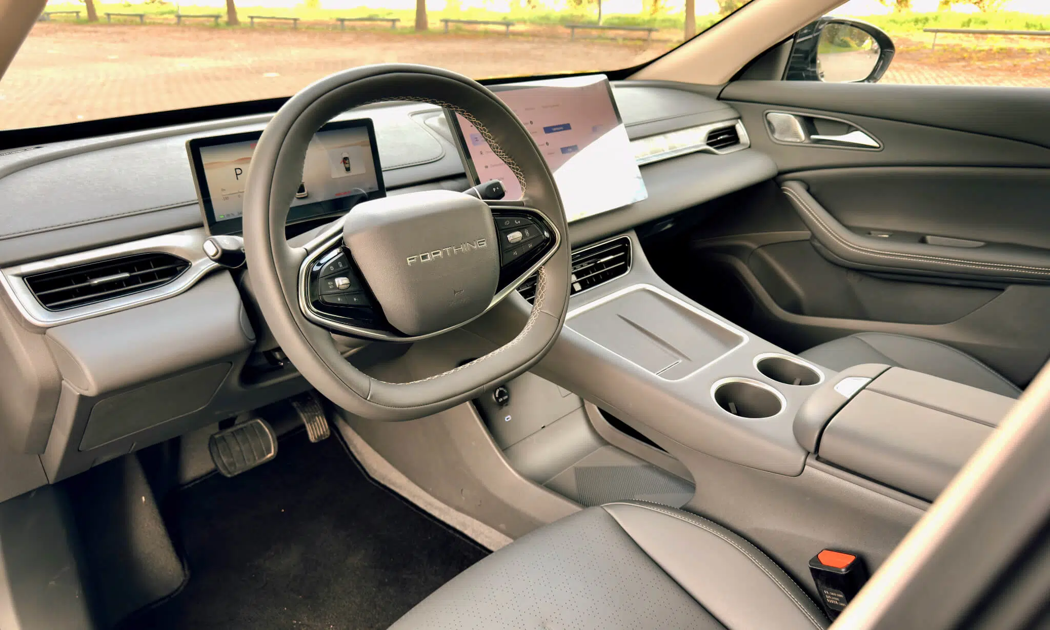 Forthing S7 EV interior