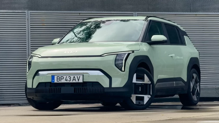 Ensaio Kia EV3 Tech - 3/4 de frente
