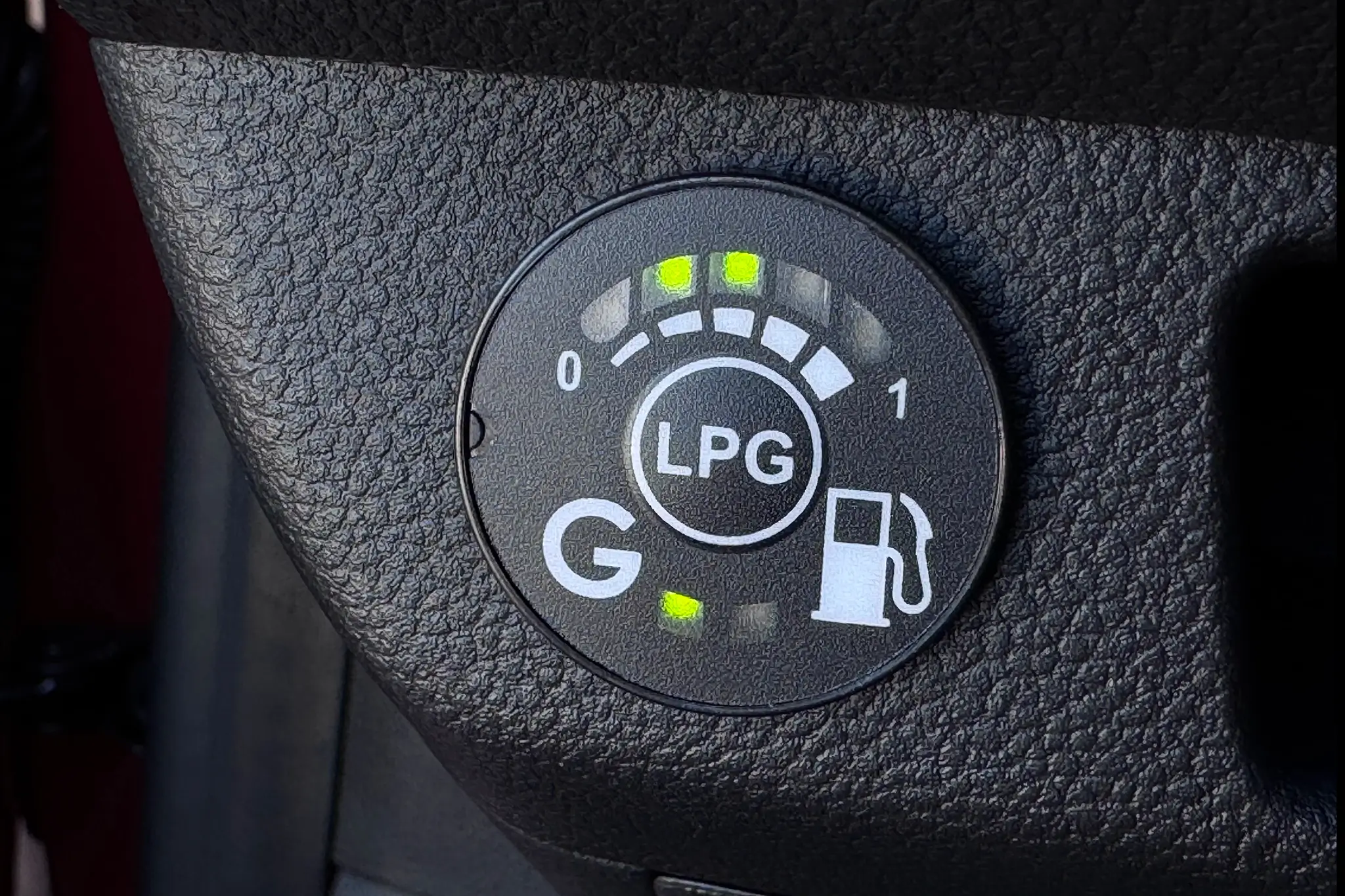Mitsubishi Colt GPL - comutador de GPL e gasolina
