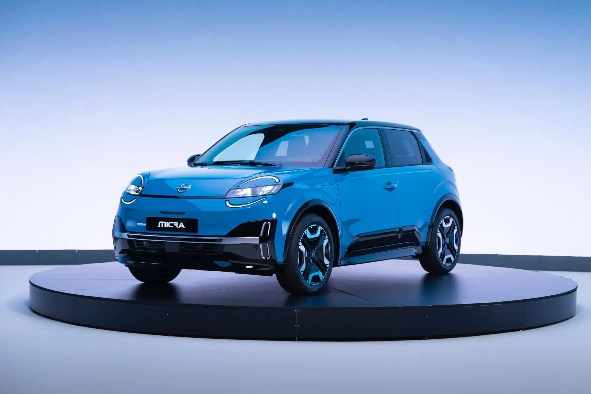 Nissan Micra 2025, frente 3/4
