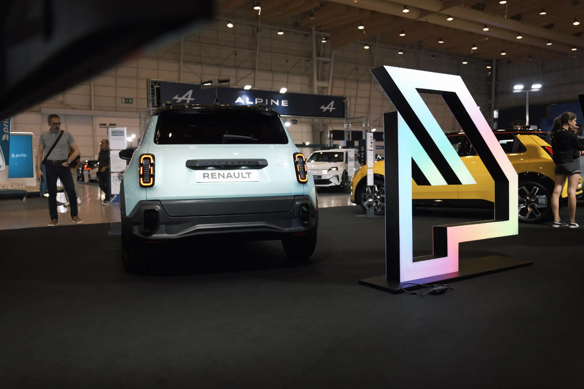 Renault 4 ECAR SHOW 2025 4