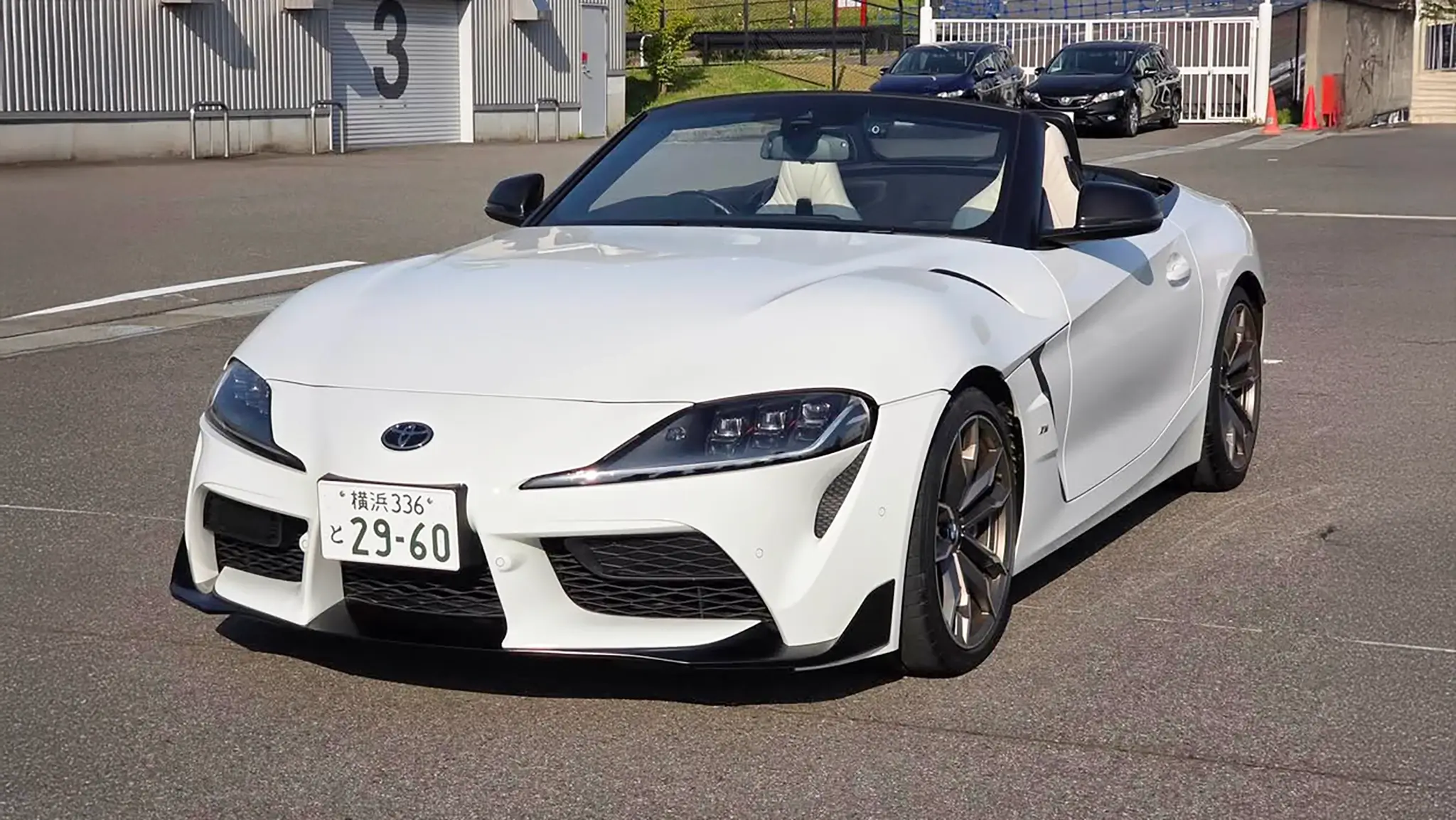 Supra Z4 Roadster - frente