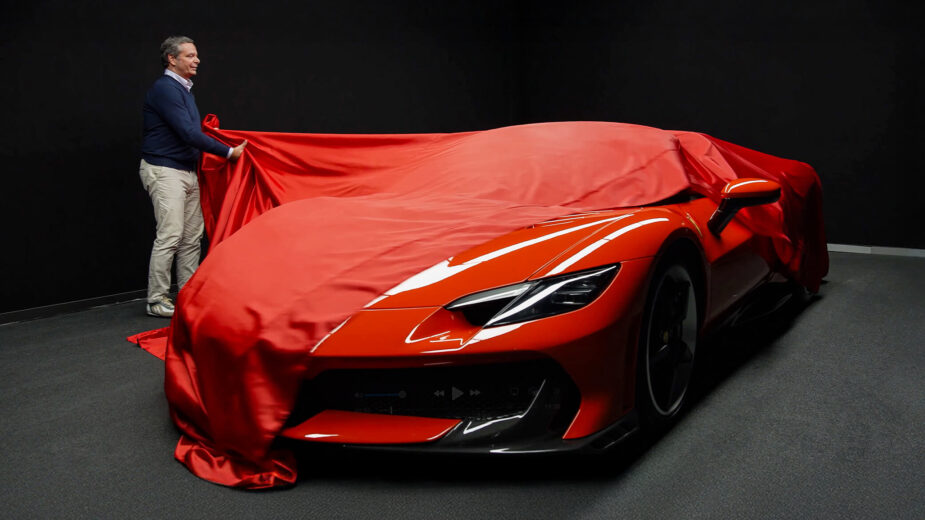 joaquim oliveira a destapar ferrari 296 speciale