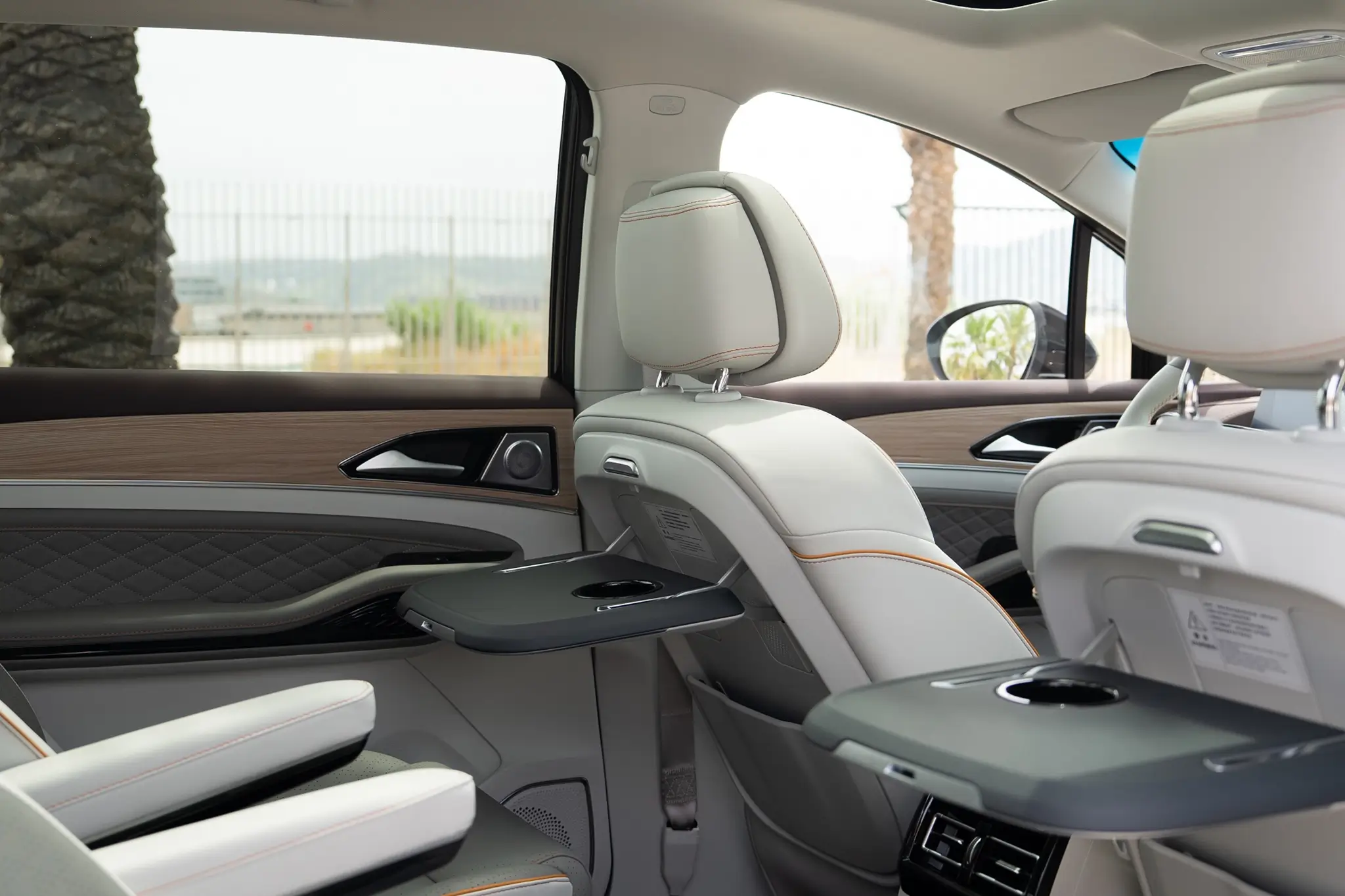 Forthing U-Tour - Interior