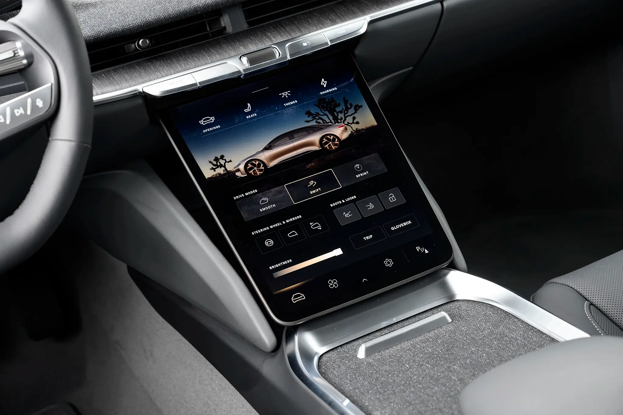 Lucid Air Pure - consola central