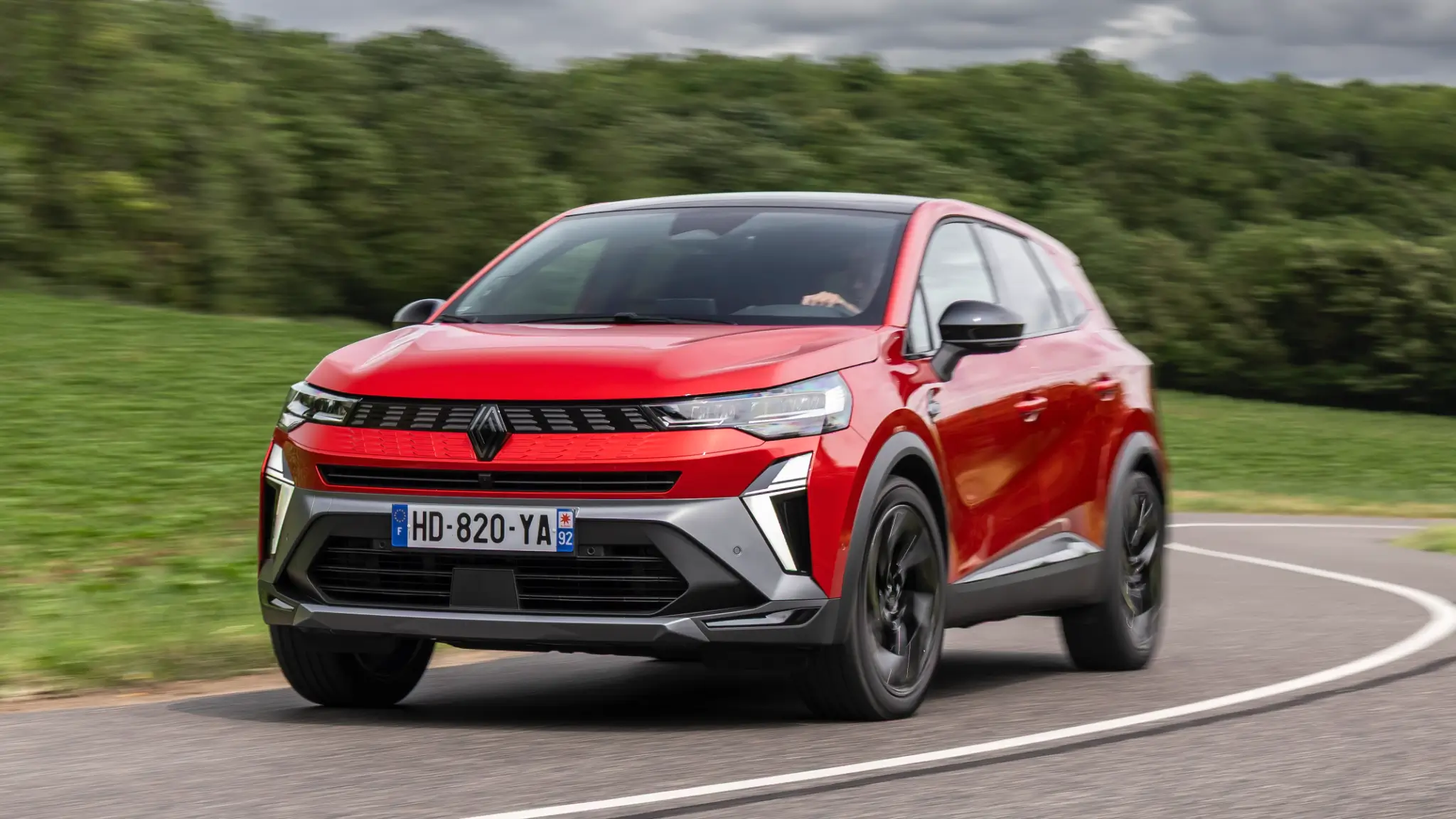 Renault Symbioz tem novo motor híbrido. Todos os preços
