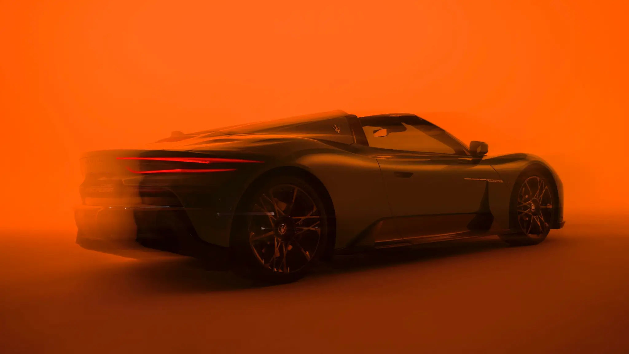 Maserati MCPURA traseira 3/4