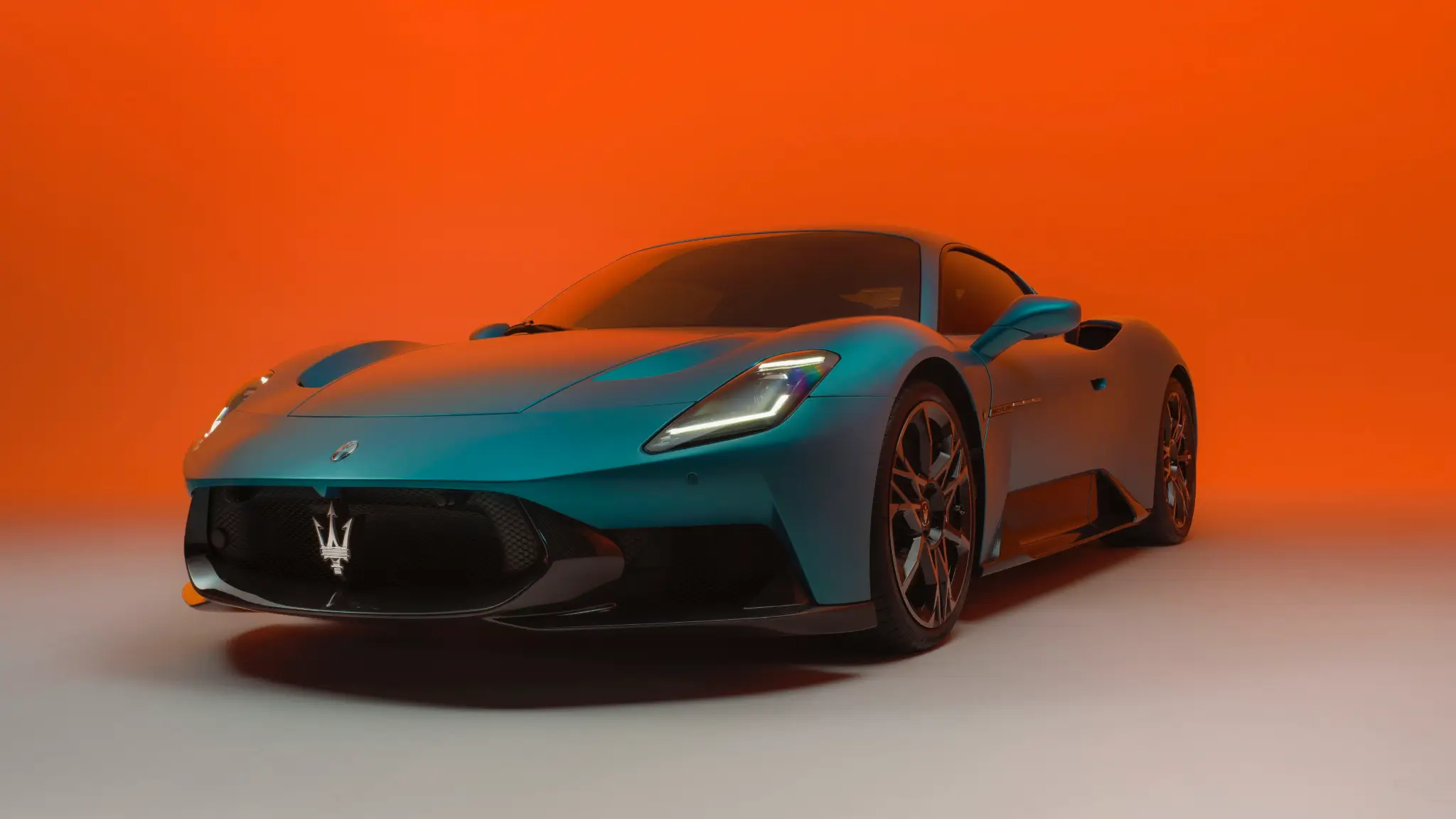 Maserati MCPURA dianteira 3/4