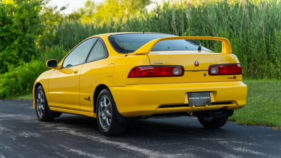 Acura Integra Type R - traseira