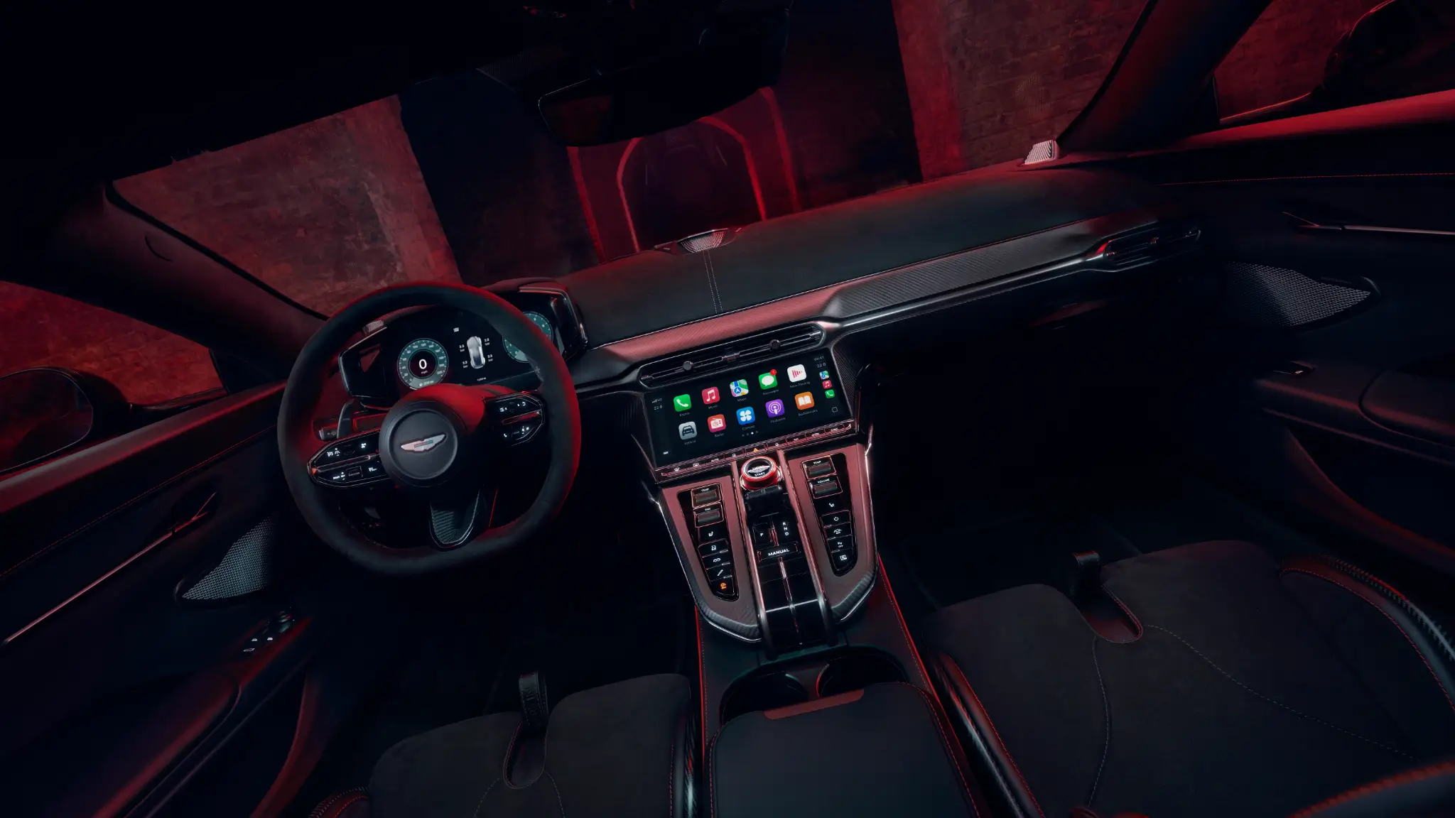 Aston Martin Vantage S interior