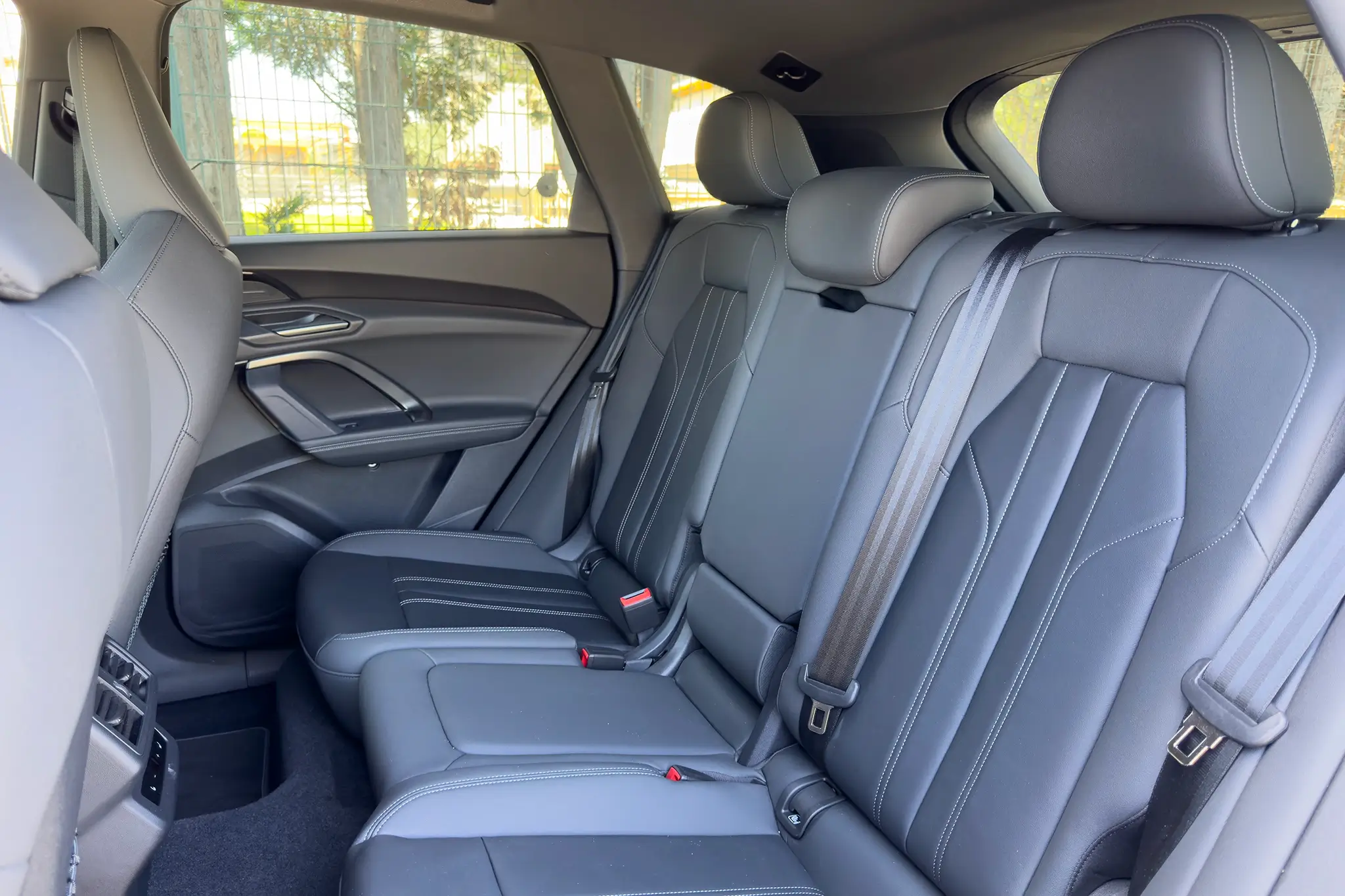 Audi Q5 2.0 TDI quattro - assentos traseiros