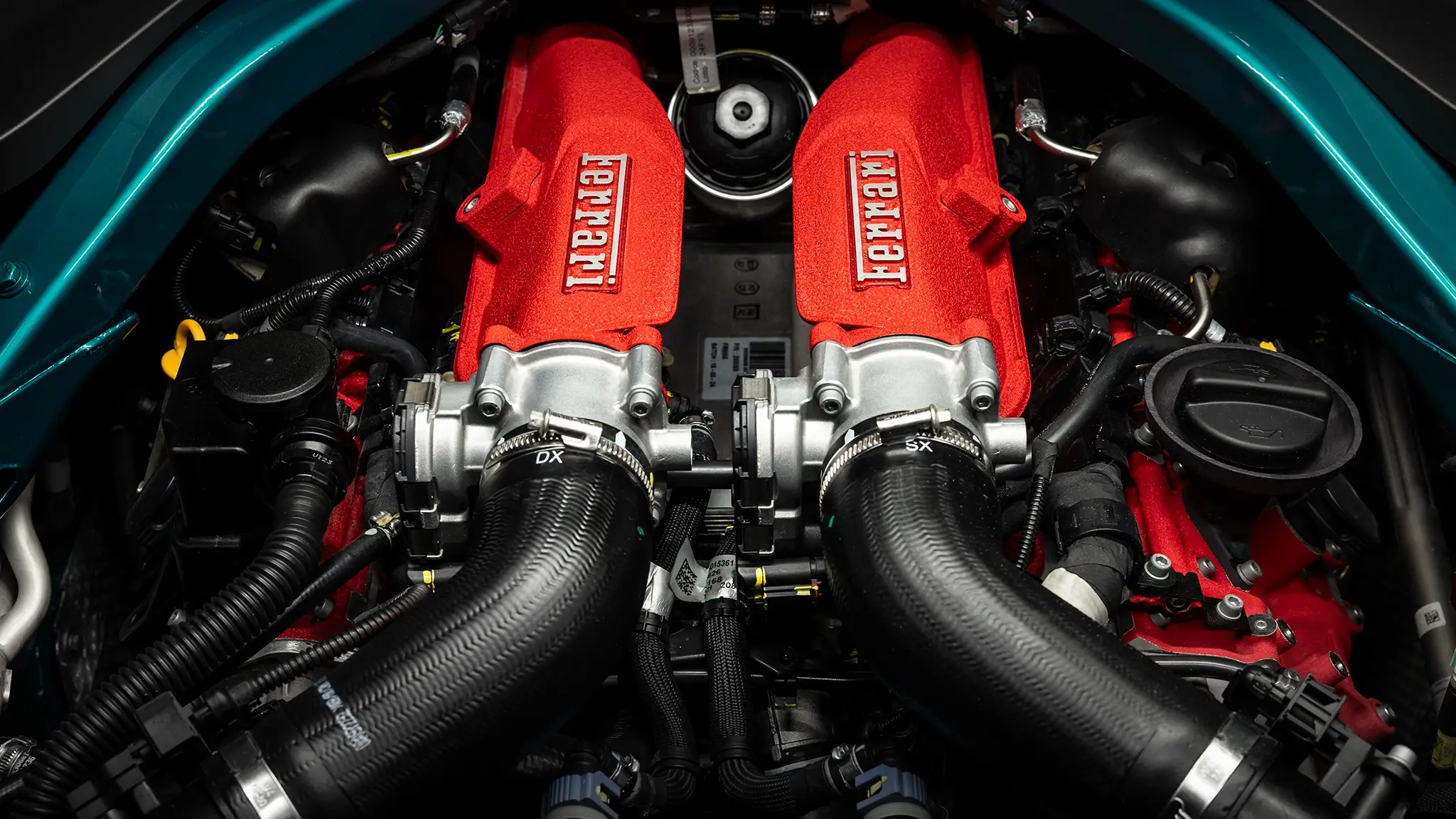 Ferrari Amalfi - motor V8