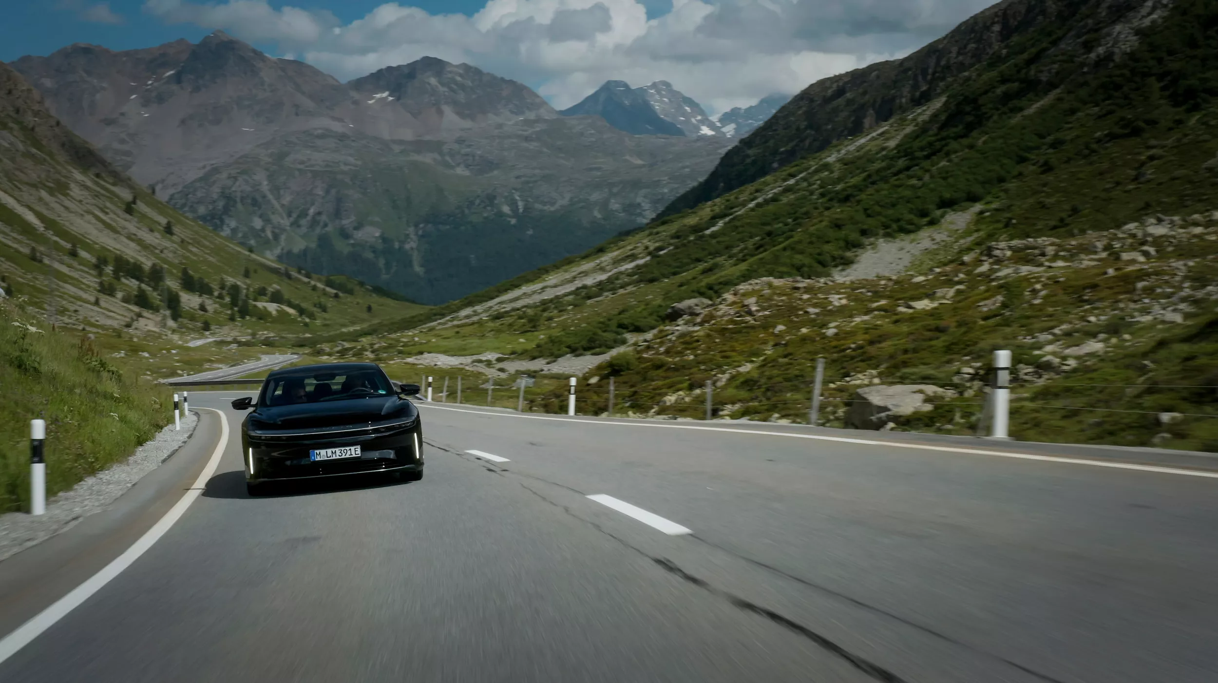 Lucid Air na estrada