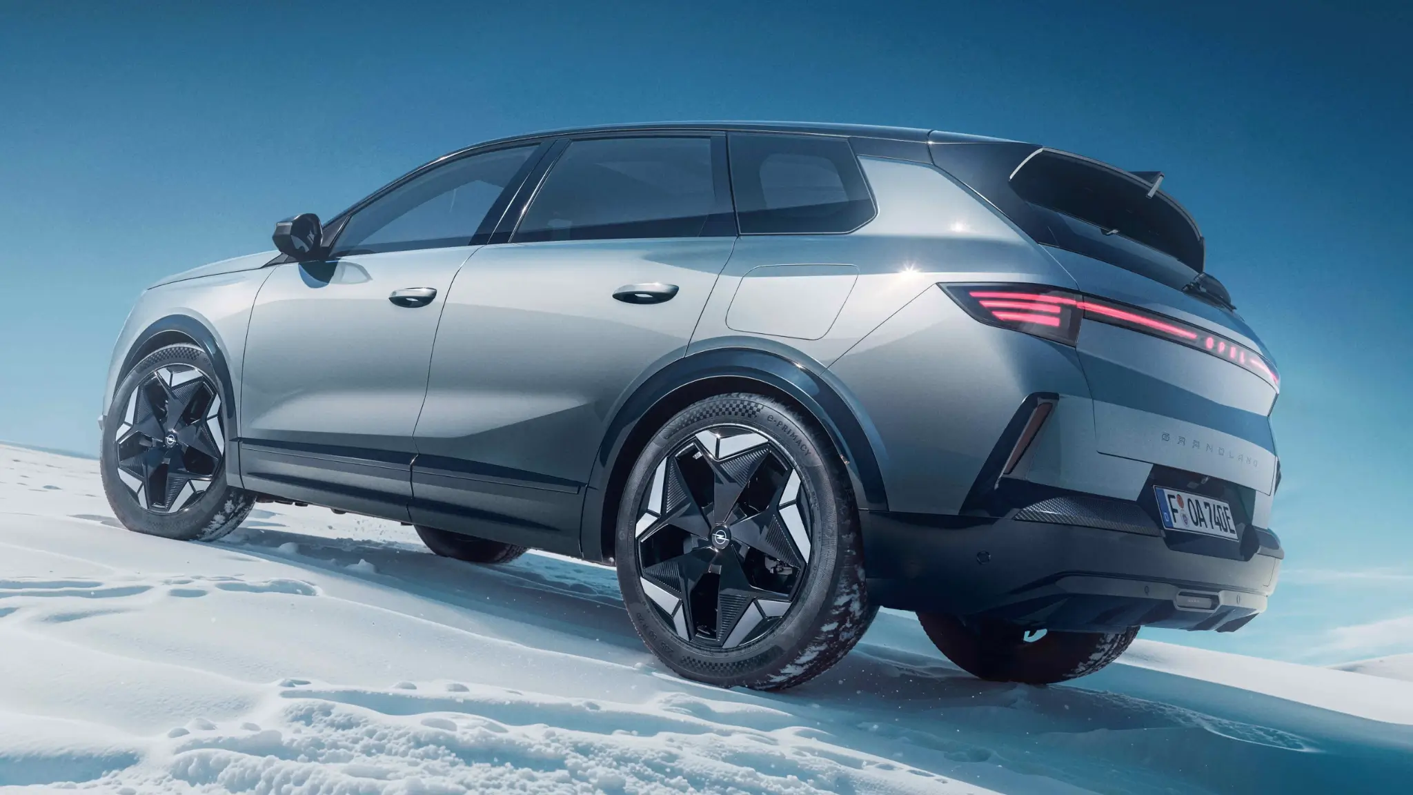 Opel Grandland Electric AWD Traseira
