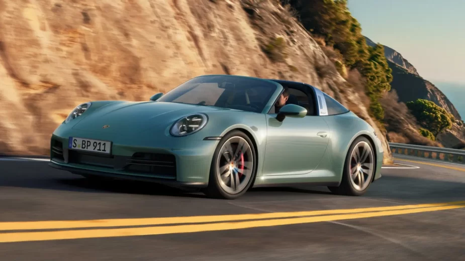 Porsche 911 Carrera 4S - 3/4 de frente