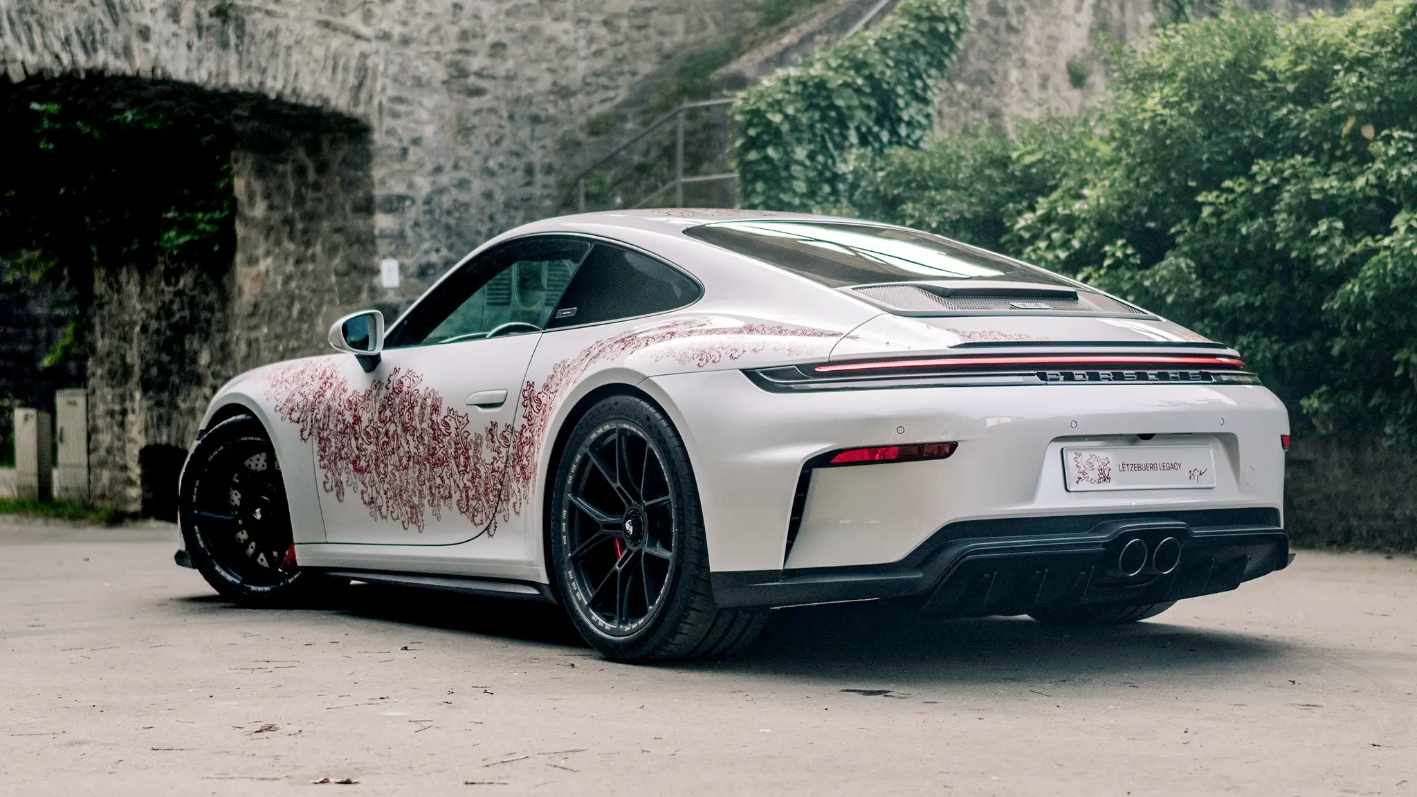 Porsche 911 Lëtzbuerg Legacy - 3/4 de traseira