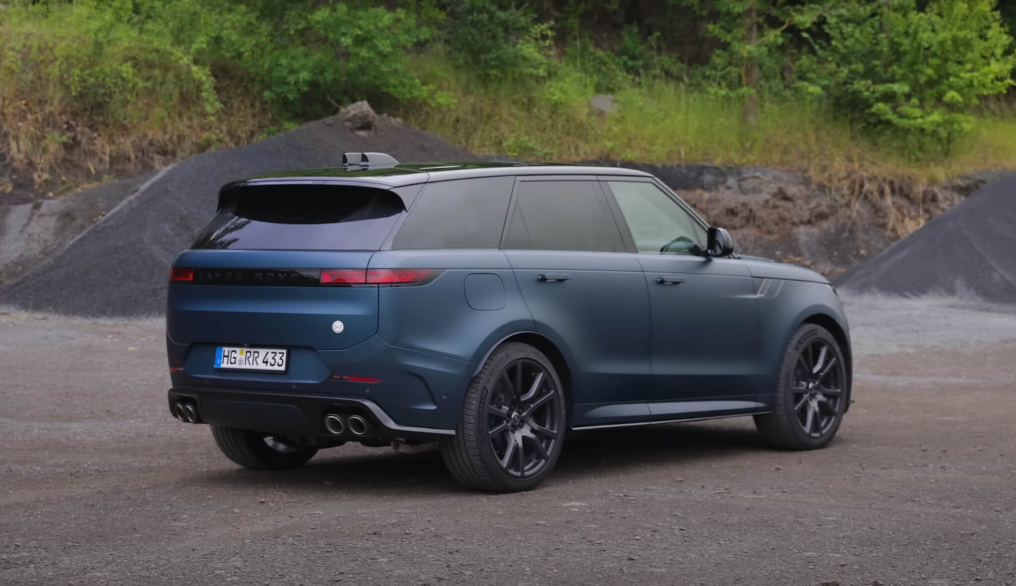 Range Rover Sport SV perfil