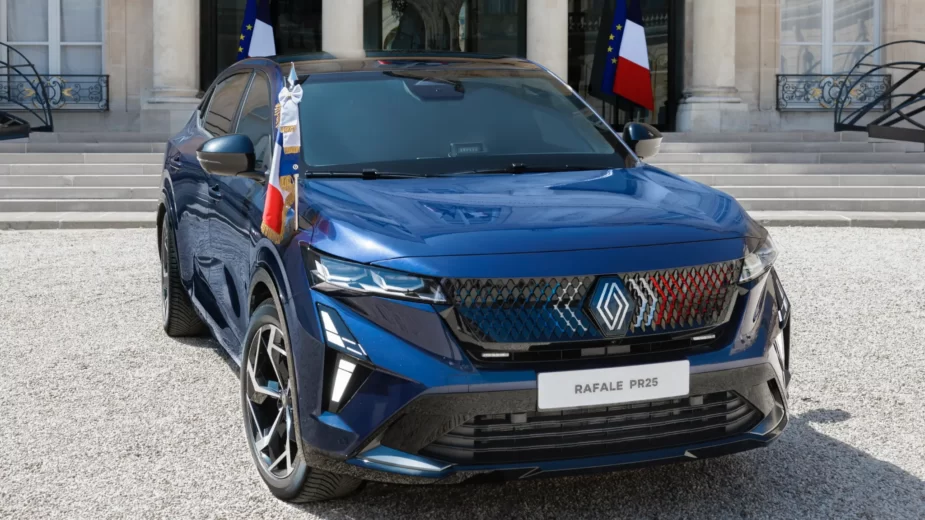 Renault Rafale Presidencial 04
