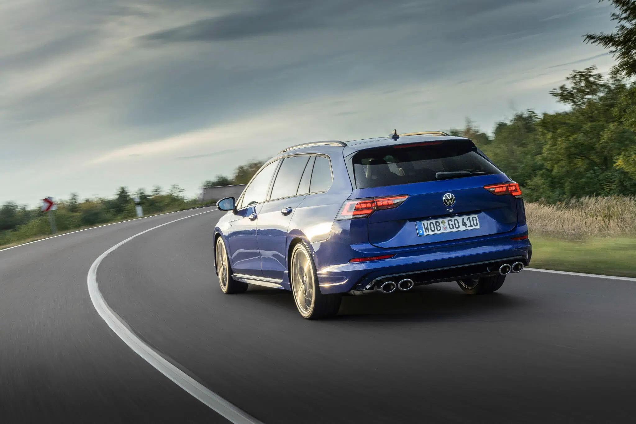 Volkswagen Golf R Variant traseira
