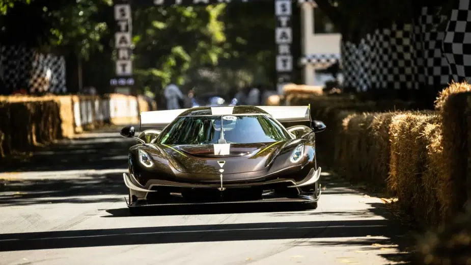 Koenigsegg Sadair's Speed na rampa de Goodwood