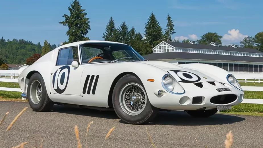 Ferrari 250 GTO #3729GT - 3/4 de frente