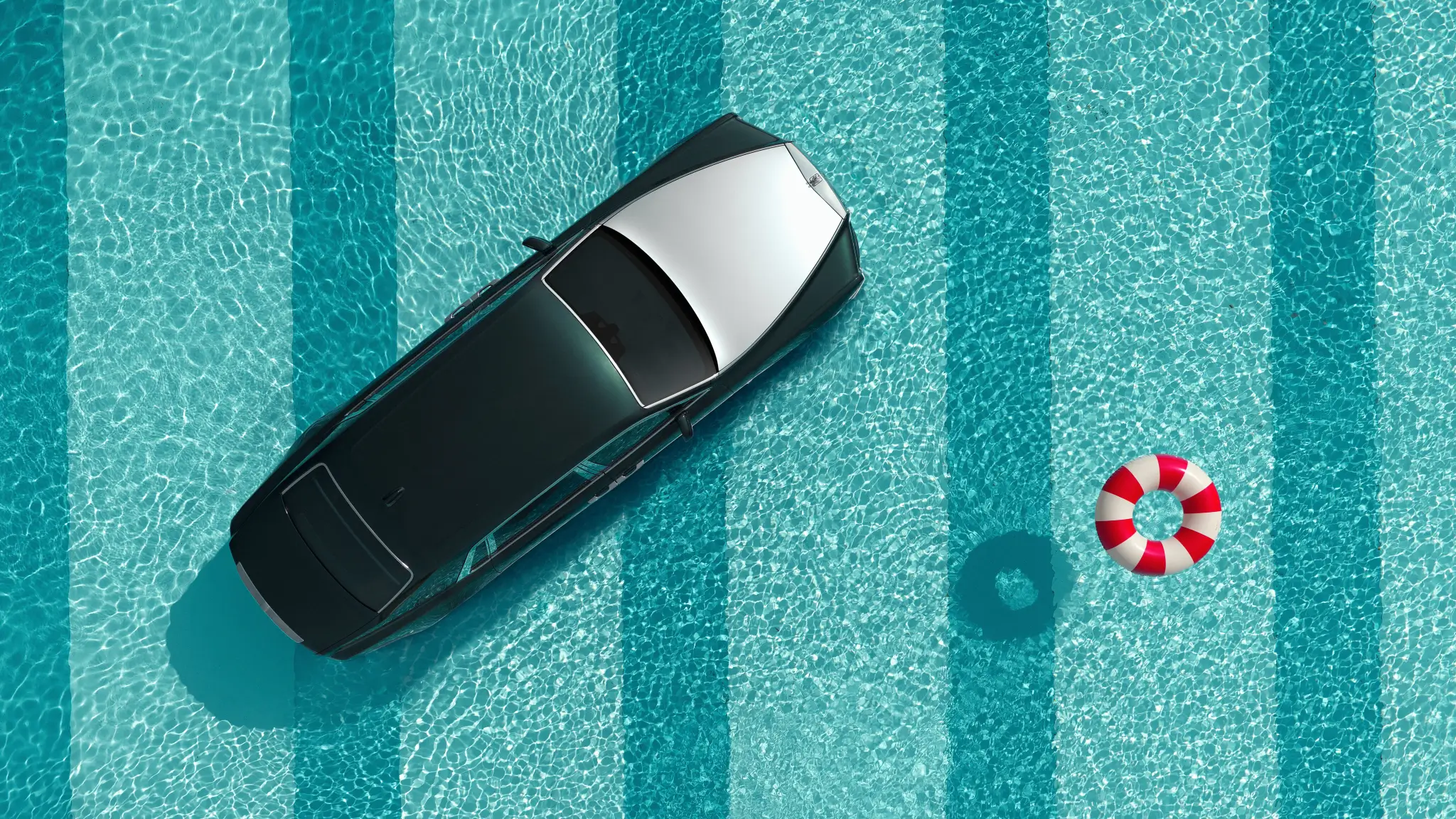 Rolls-Royce Phantom dentro de Piscina