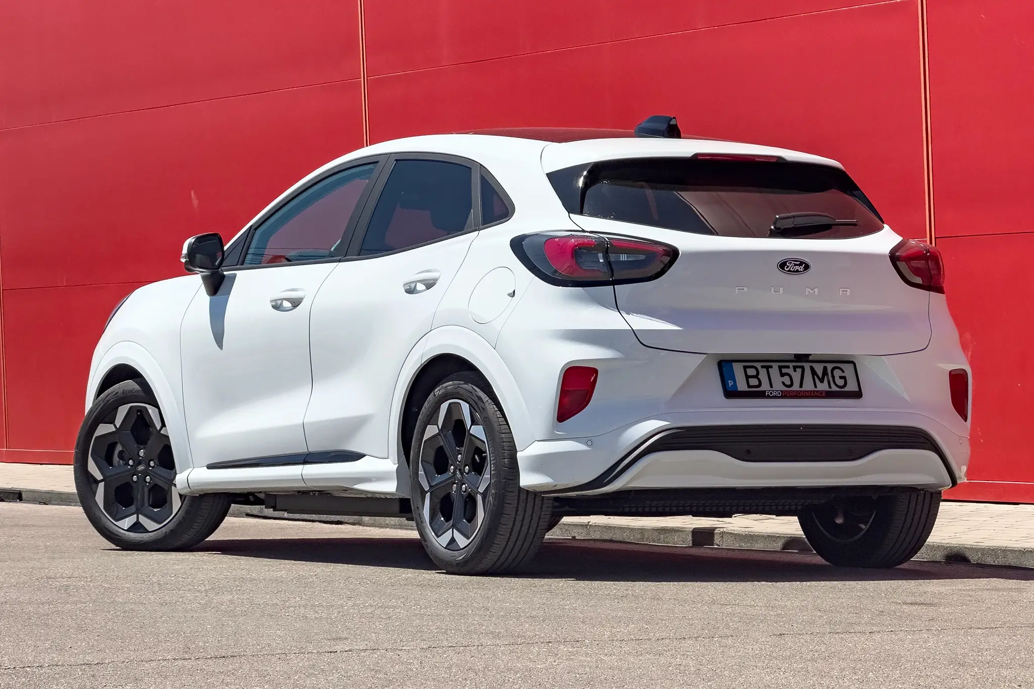 Ford Puma Gen-e - 3/4 de traseira