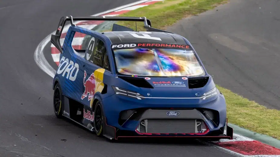 Ford Supervan 4.2 em circuito