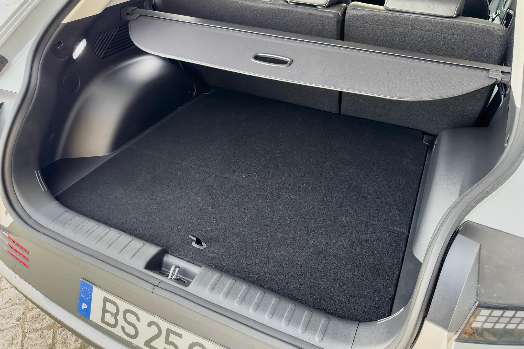 Hyundai IONIQ 5 Premium Plus - bagageira