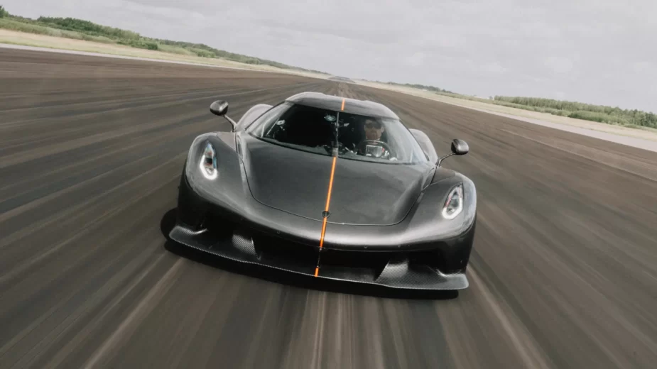 Koenigsegg Jesko Absolut na posta, frente