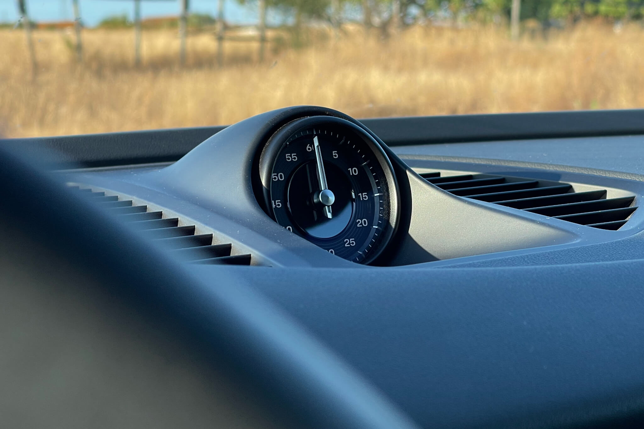 Porsche Macan relógio