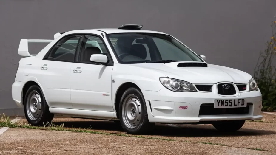 Subaru Impreza WRX STI Spec C - 3/4 de frente