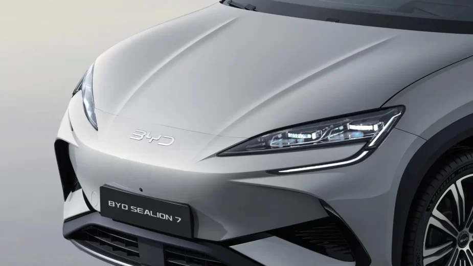 BYD Sealion 7, detalhe frente
